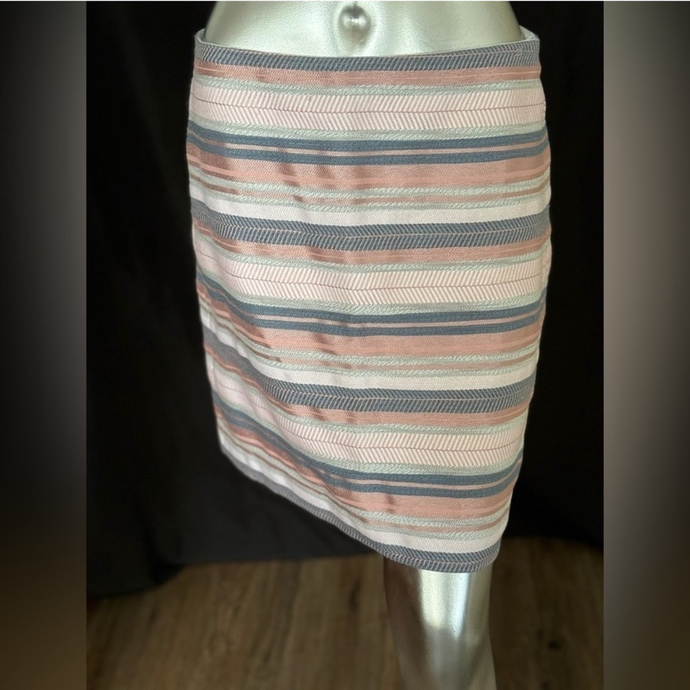 BUNDLE of 4 Ann Taylor Factory/ Loft Skirt - Picture 4 of 9